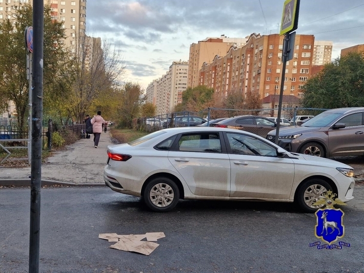 Водитель Geely устроил ДТП с двумя 13-летними подростками в Самаре
