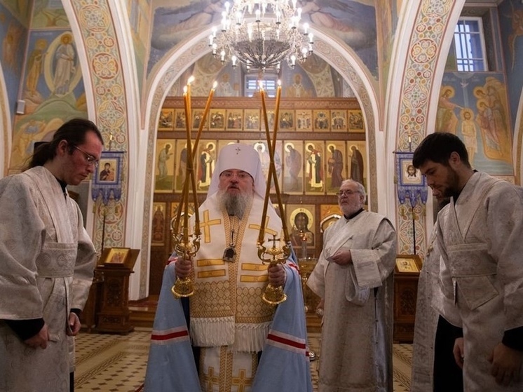 Красноярский митрополит совершил панихиду по жертвам политических репрессий