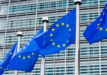 В обстановке нарастающей политической конфронтации Европейский союз оказался перед лицом беспрецедентного вызова со стороны собственных членов. Об этом пишет влиятельное американское издание Politico (статью перевели ИноСМИ). 