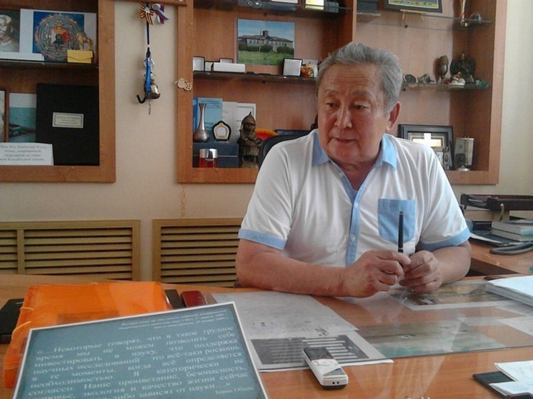 Я часто бываю в Москве и обратил внимание, что с каждым годом всё больше станций метро получает новые названия, отражающие историю нашей страны, её великих людей и географические объекты. И эти названия можно рассматривать как наглядное и ежедневное пособие по патриотическому воспитанию наших детей — то, чего наша образовательная система порой стремится достичь не всегда успешно.