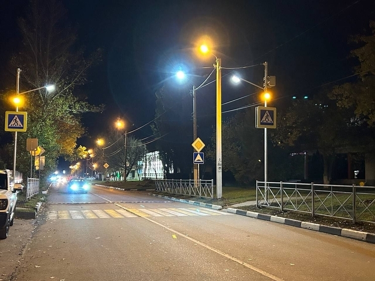 У двух дошкольных учреждений в Строителе установили светофоры Т7