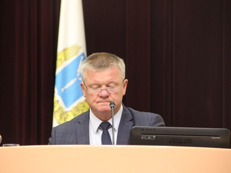 Против гололеда в Саратове будут бороться реагентами