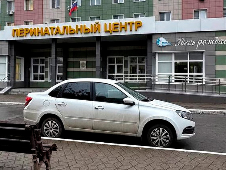 Липчанка родила в автомобиле у перинатального центра