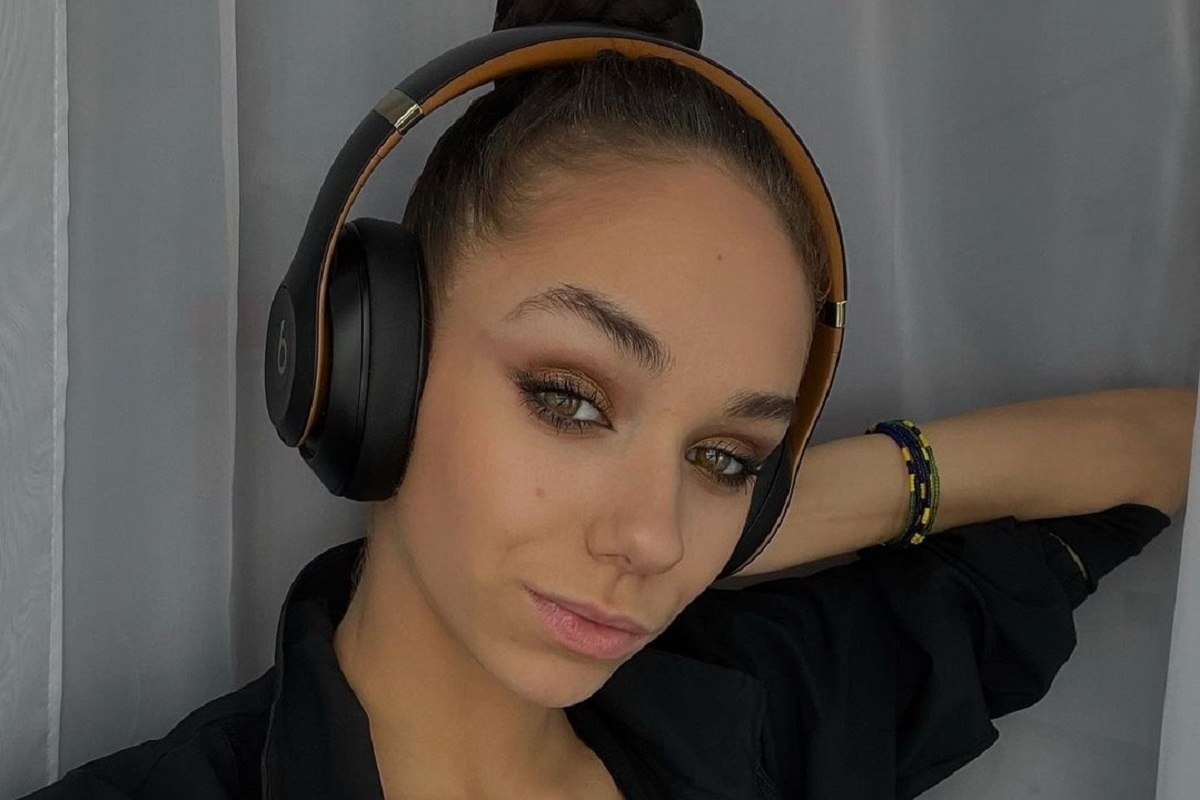 Гимнастка побывала на костюмированной вечеринке