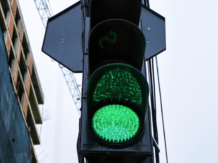 Новые светофоры заработали в Самаре на пересечении Ново-Садовой и Николая Панова