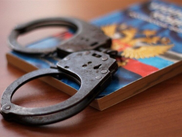 В Сургуте двух школьников заключили под стражу по обвинению в разбое