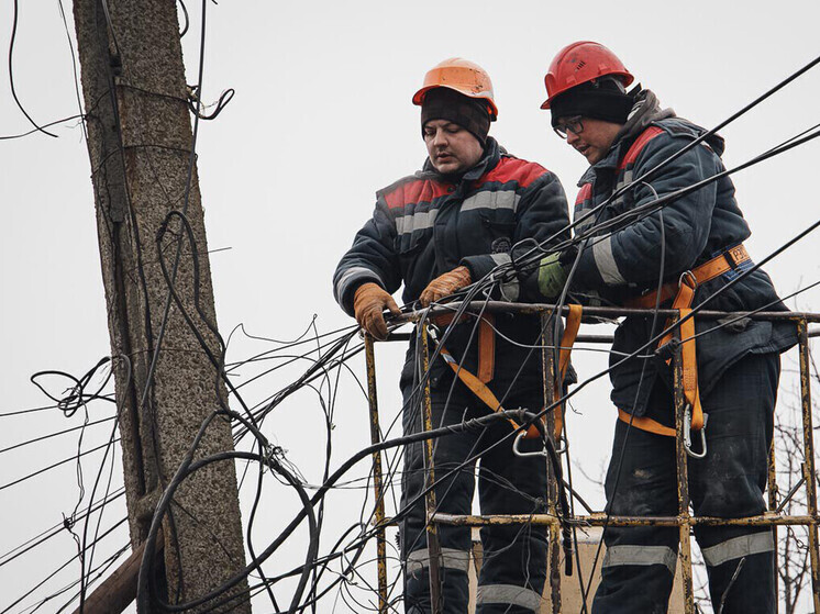 Подмосковные энергетики восстановили электроснабжение в большинстве домов села Широкино в ДНР
