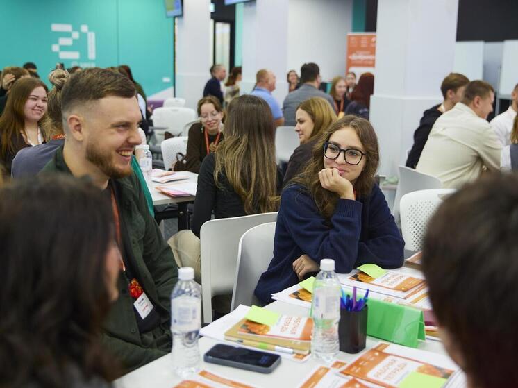 В Югре запустили образовательные курсы для молодых лидеров