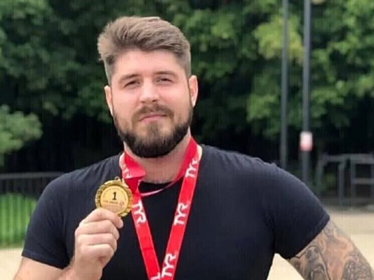 В Турции завершили активные поиски пропавшего в Босфоре пловца Свечникова