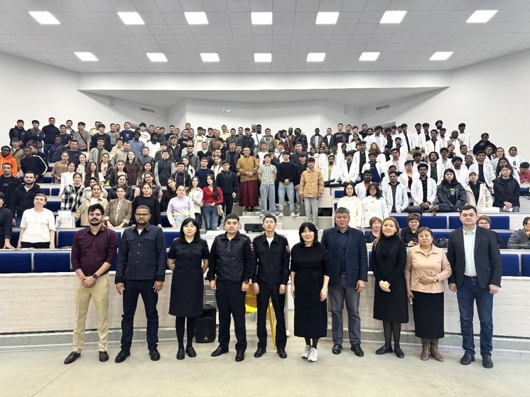 Иностранным студентам рассказали об изменениях в миграционном законодательстве