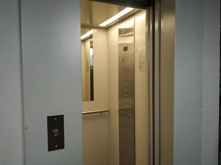 В Архангельске завершают замену лифтов в домах