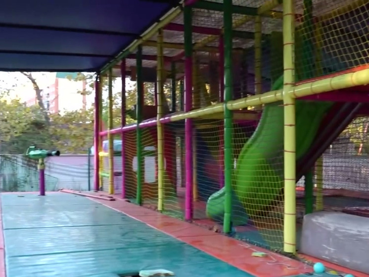 В Махачкале освобождают парки от незаконной коммерции