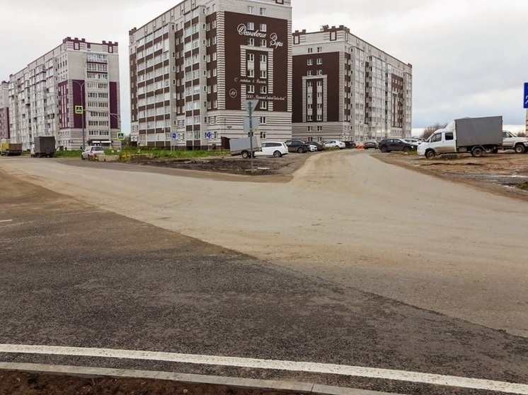 Направление движения изменилось на перекрестке улиц Новгородской и Молодежной в Вологде