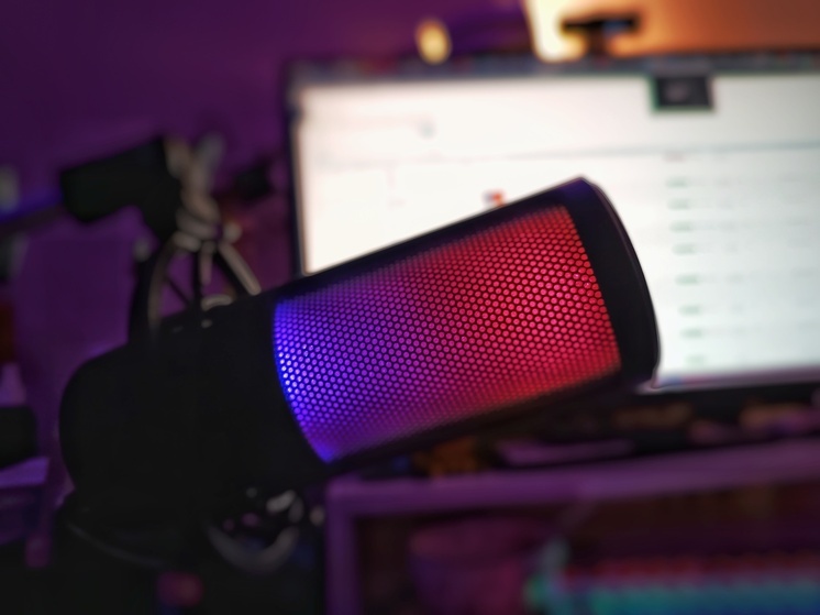 Петербуржцев предупредили об опасности треш-стримов