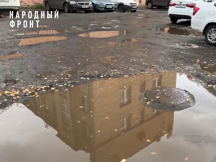 В Орле территория на Московской вернулась к плачевному состоянию спустя год