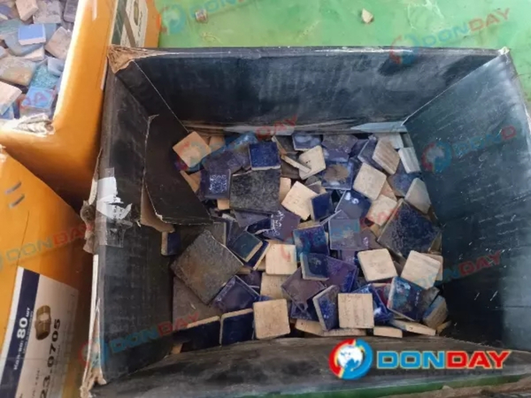 В Ростове активисты готовят советскую плитку для реставрации подземных переходов