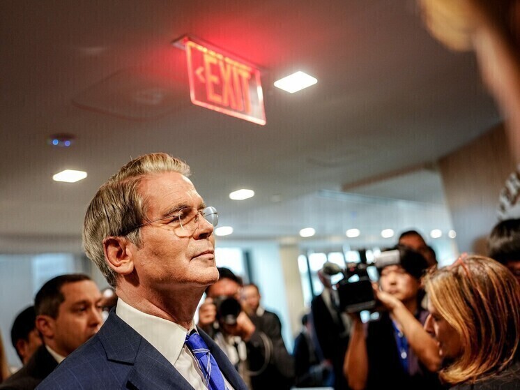 Глава минфина США Бессент: Штаты за 2 года найдут замену редкоземельным металлам