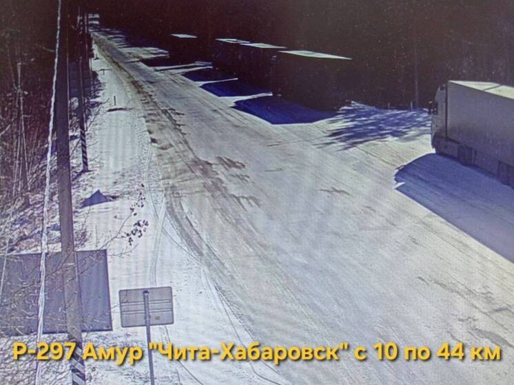 Движение затруднено на федеральной трассе «Амур» в Забайкалье из-за снега