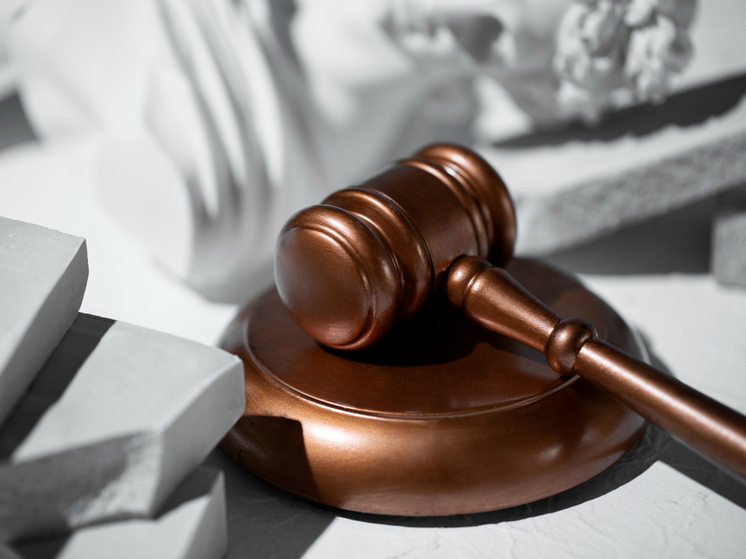 Жителя Олонецкого района отправили в колонию за хранение наркотических веществ и оружия