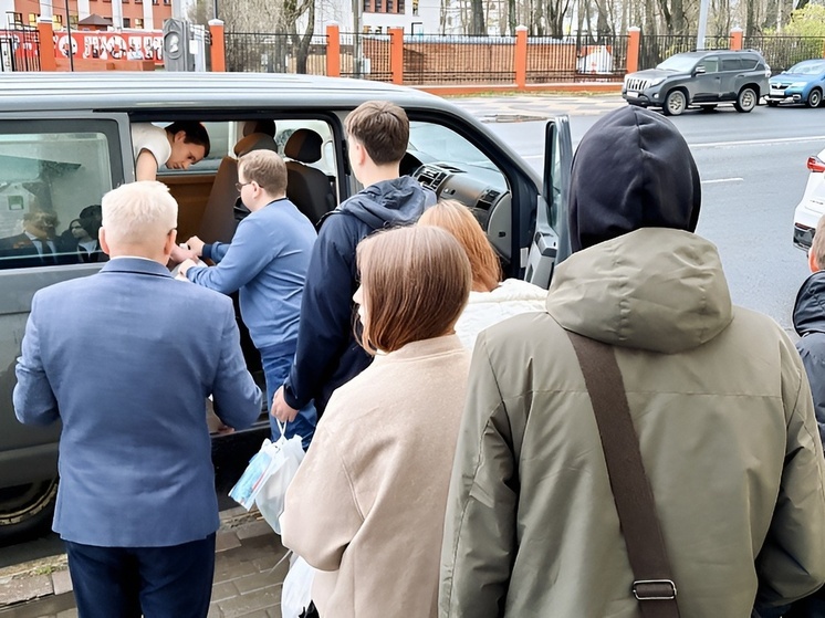 Студенты Архангельского колледжа менеджмента собрали гуманитарную помощь