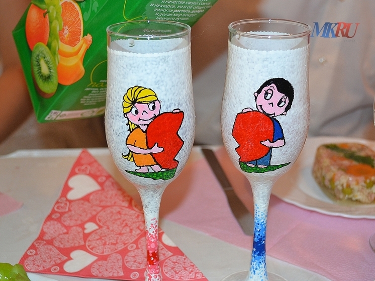 Родители 27 калужских двоен получили господдержку