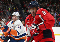 Все полевые российские игроки Национальной хоккейной лиги весело и непринужденно отпраздновали Хэллоуин, который минувшей ночью отмечался в Северной Америке, и дружно откатали по нулям в трех сыгранных в пятницу матчах