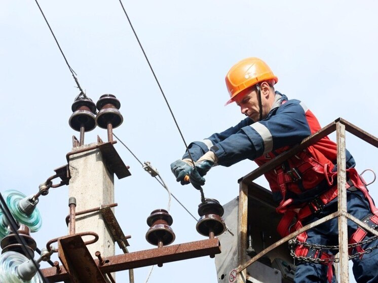 «Россети Центр» за девять месяцев отремонтировали 114 километров ЛЭП и 192 трансформаторные подстанции в Ярославской области