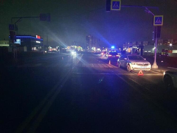 Бабушку и девушку сбила молодая водительница на переходе в Вологде