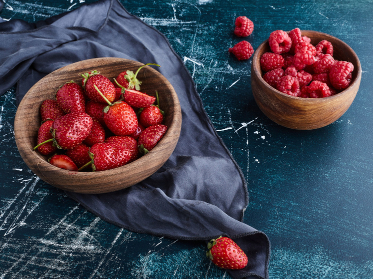 Ягодный бум на кировских прилавках: импорт малины и клубники вырос в 8 раз