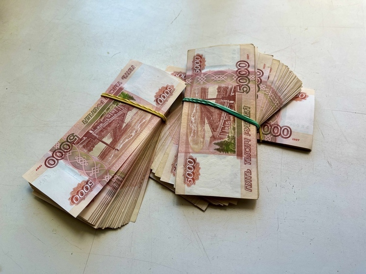 Саратовская преподавательница музыки потеряла 5 миллионов рублей из-за аферистов