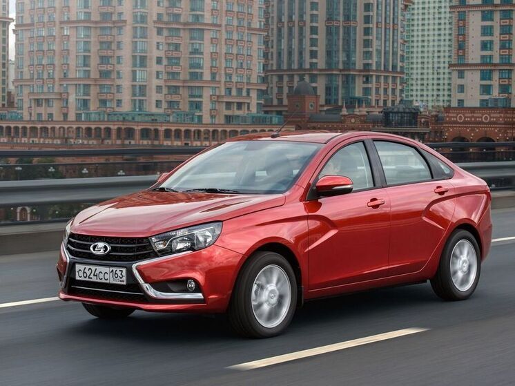 АвтоВАЗ снял вопрос о ТОП-1 бензине для заправки автомобилей Lada Granta и Vesta