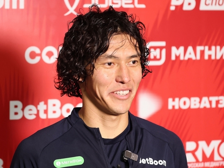 Гендиректор «Балтики» опроверг слухи об уходе калмыцкого футболиста