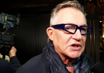 Фигура Дмитрия Диброва вот уже который месяц активно обсуждается публикой на фоне скандального развода с Полиной Дибровой