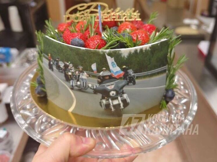 Губернатор Дрозденко принимает поздравления с днем рождения