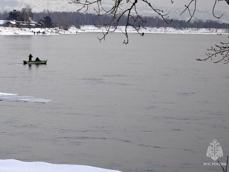 В Братском водохранилище нашли погибшего рыбака