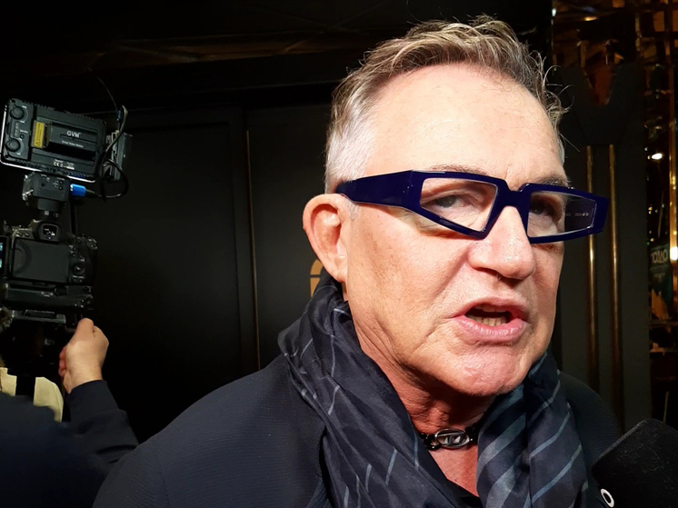 Фигура Дмитрия Диброва вот уже который месяц активно обсуждается публикой на фоне скандального развода с Полиной Дибровой