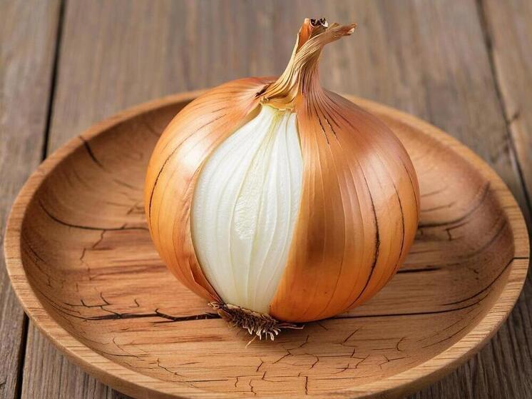 Съедать четверть луковицы в борьбе со старением призвала тулячек врач Соломатина