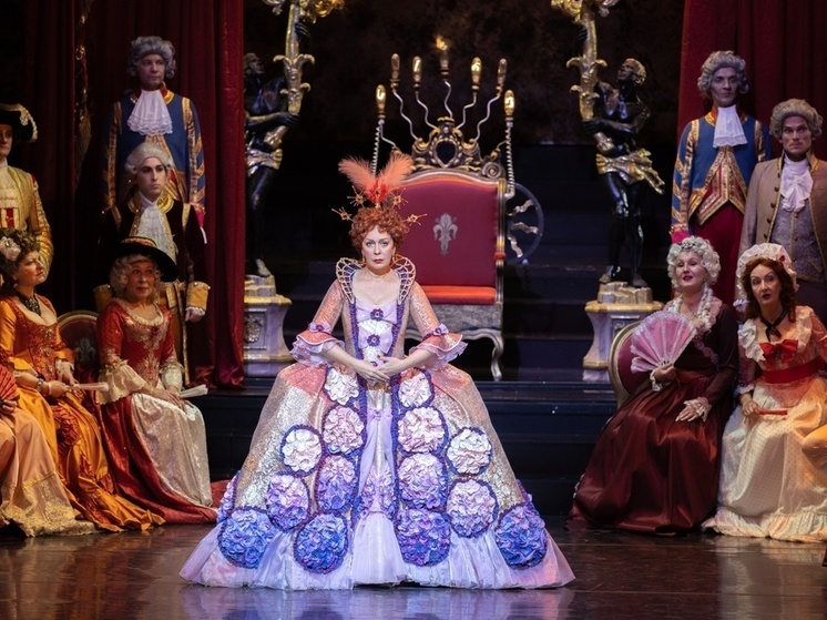 Ирина Янцева исполнила три главные партии в опере «Сказки Гофмана» на сцене Самарского театра оперы и балета