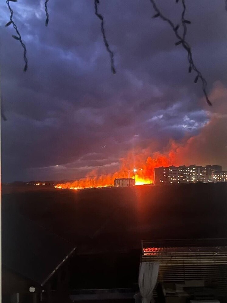 Юрга горит: вспыхнул целый микрорайон