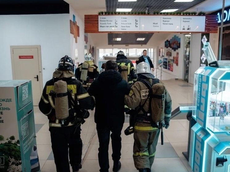 В Смоленском ТЦ «Галактика» прошли учения подразделений МЧС
