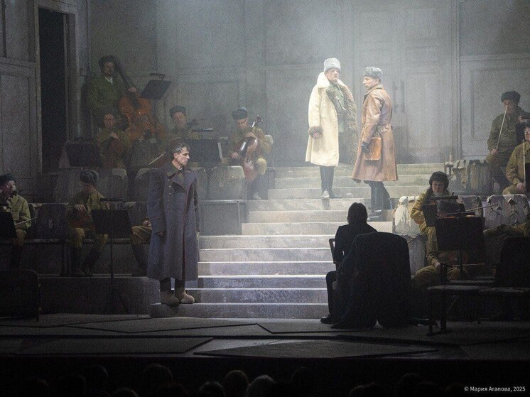 Дирижер Юрий Башмет привез в Мурманск спектакль о войне