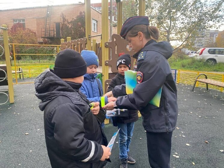 Акцию «Безопасный двор» провели сотрудники ГИБДД в Серпухове
