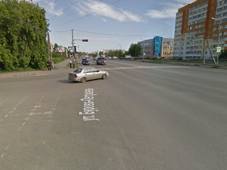 В центре Кургана из-за ДТП парализовало движение