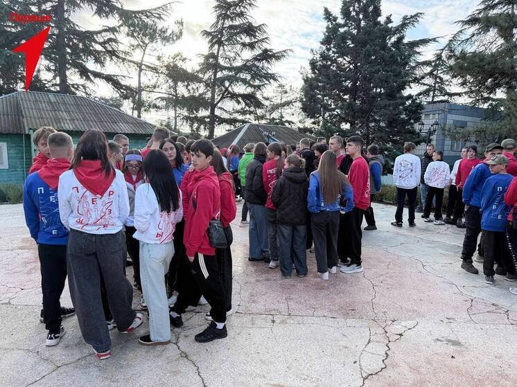 В крымском лагере побывали 150 активистов Движения первых Херсонской области