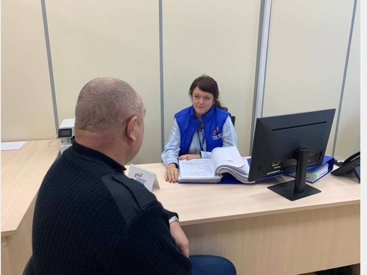 В Смоленске координаторы фонда «Защитники Отечества» работают для каждого района города