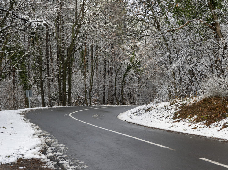 В Тюменской области усилят меры безопасности на дорогах в межсезонье
