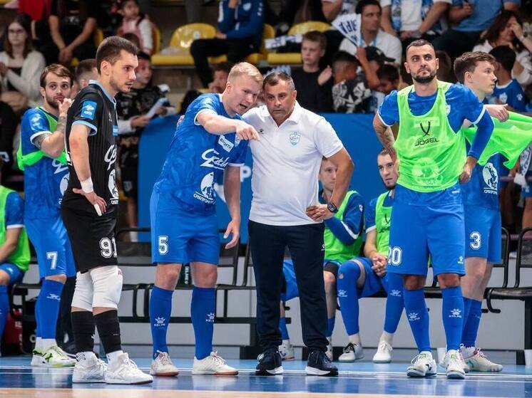 Сургутский «Факел» вырвал победу у «Сибиряка» в драматичном матче Суперлиги