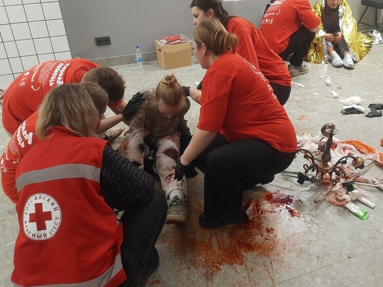 Студенты из Великих Лук победили в региональном чемпионате по первой помощи