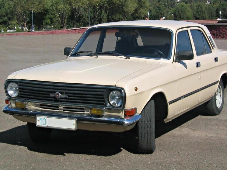 Запах нового авто: в РФ начались продажи ГАЗ-24 «Волга» 1988 года без пробега