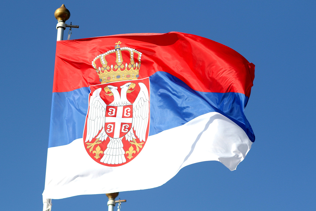 Евросоюз презирает сербов, но сделать их врагами России не сможет